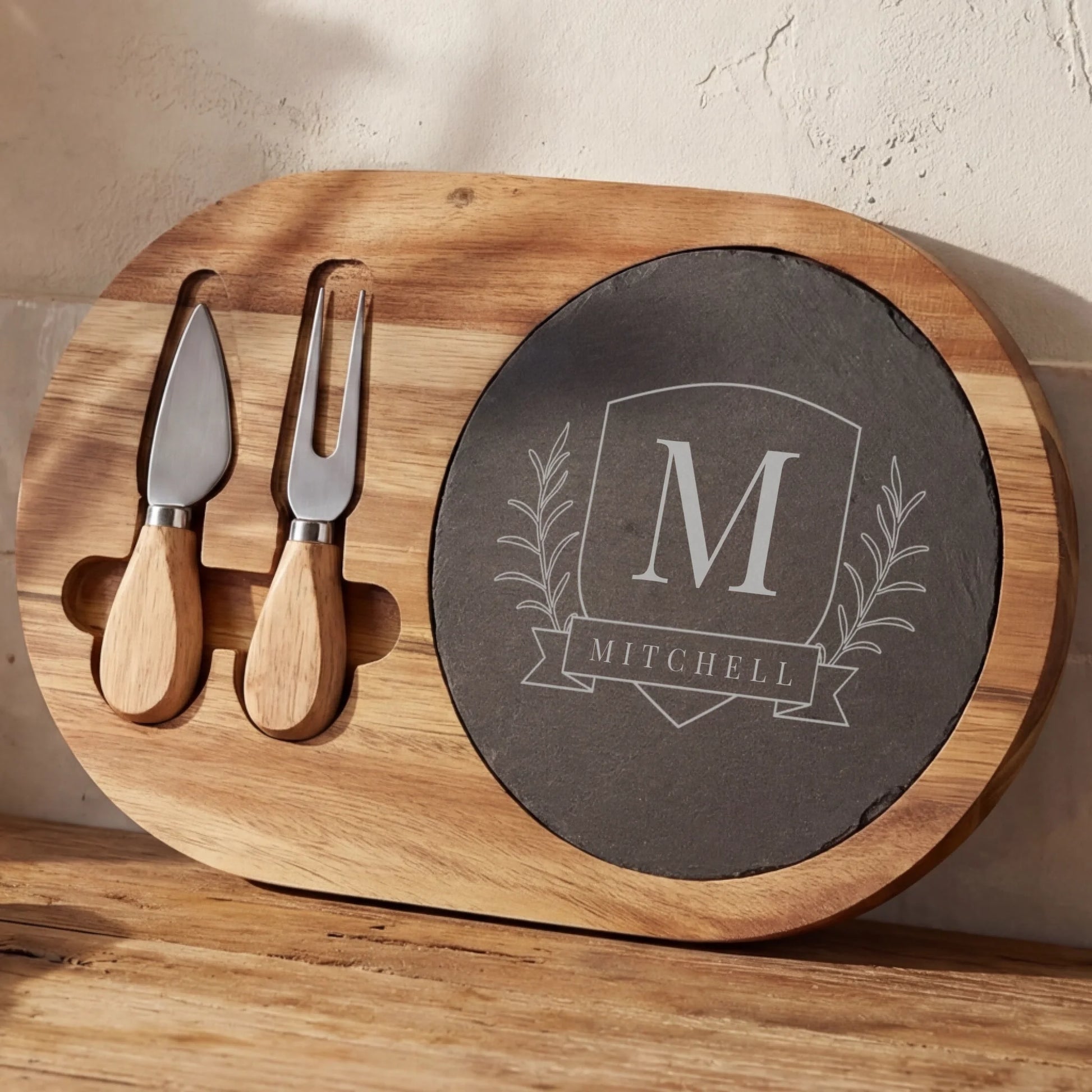 Oval Charcuterie Lifestyle Closeup