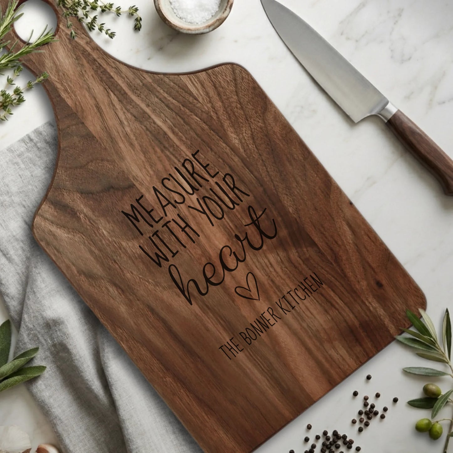 Paddle Cutting Board Walnut for TIB