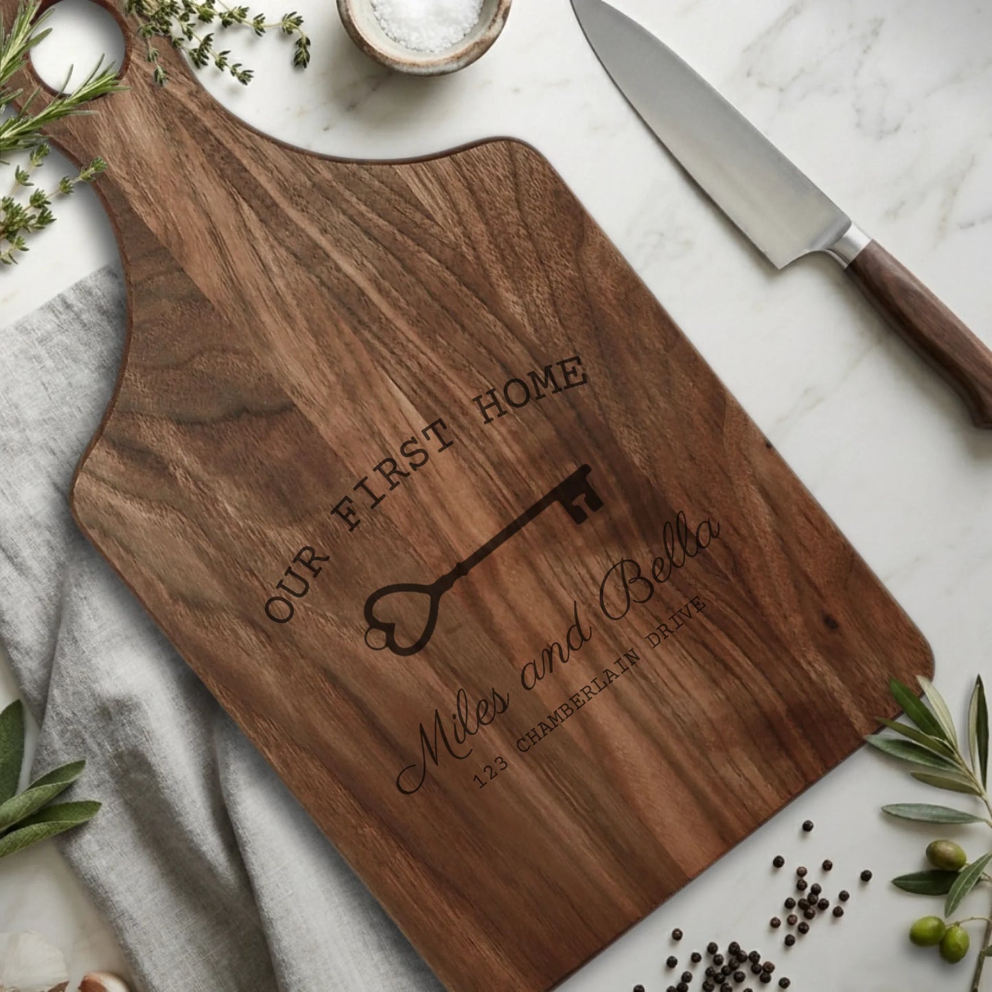Paddle Cutting Board Walnut for TIB