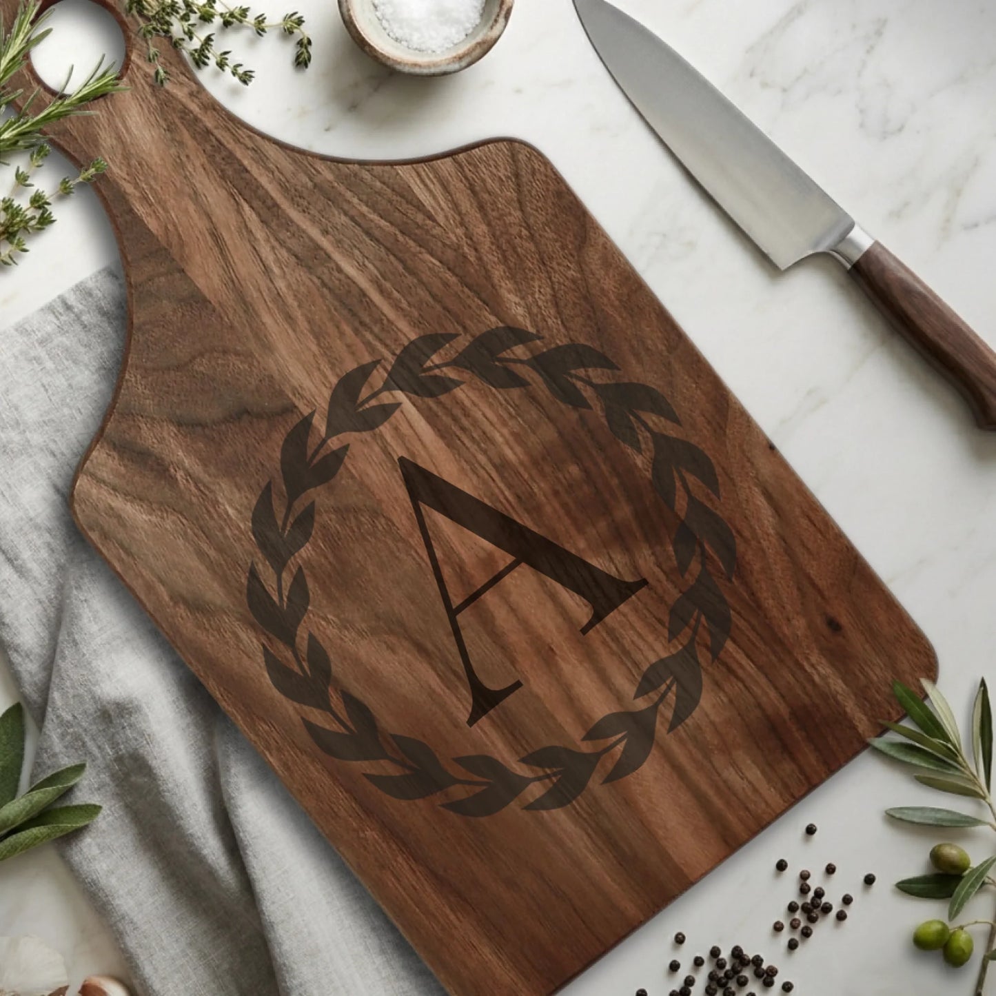 Paddle Cutting Board Walnut for TIB