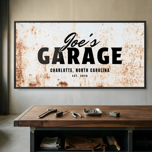 Garage Blk WF 2.1 Lifestyle Closeup Mockup