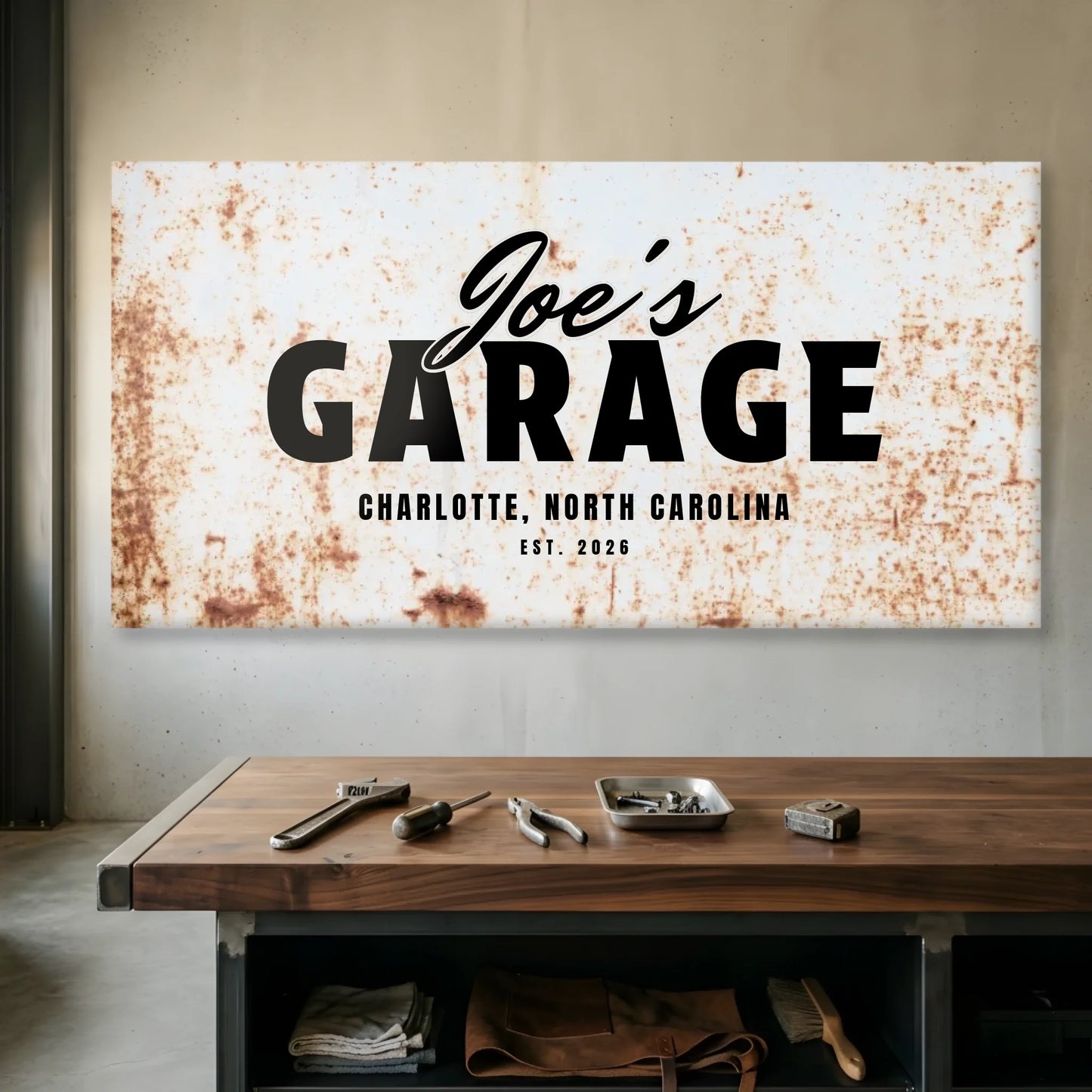 Garage UF WF 2.1 Lifestyle Closeup Mockup